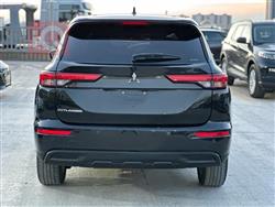 ميتسوبيشي اوتلاندر